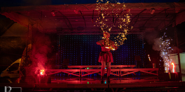 Un marché de Noël très animé